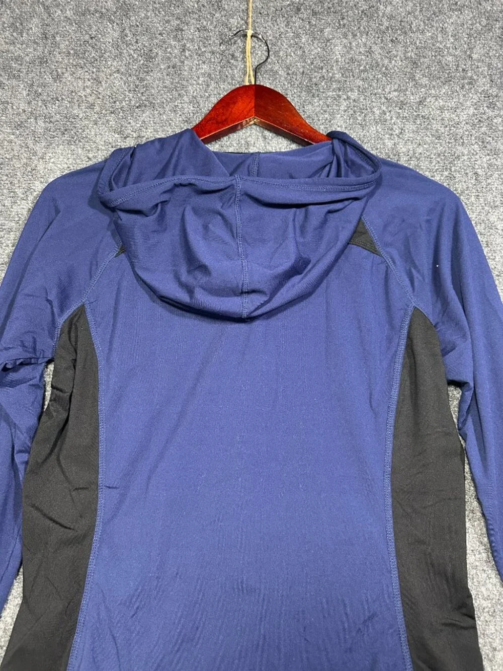 Reebok Track Jacket Womens Medium Blue Stretch Long Sleeve Thumb Holes Full Zip